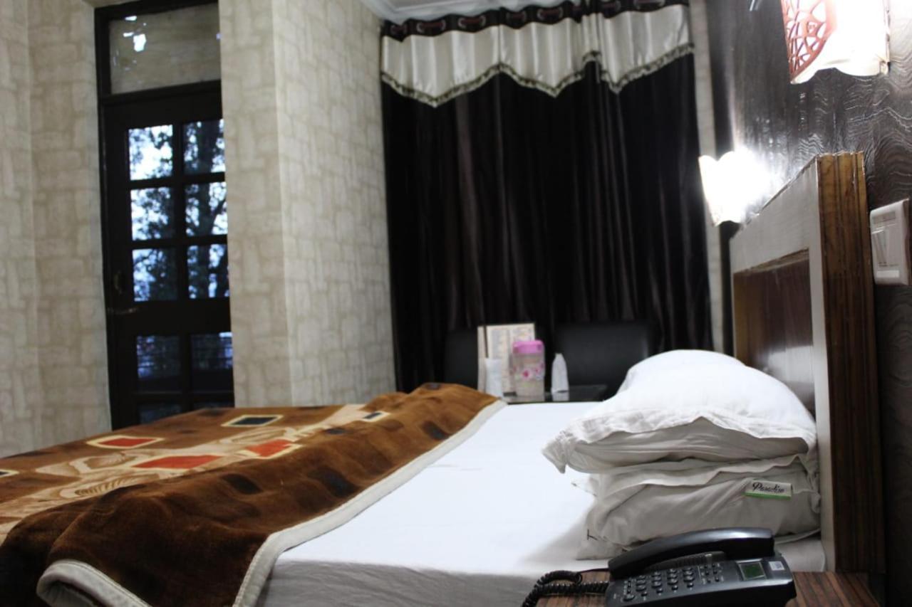 Hotel Topaz Dalhousie Luaran gambar
